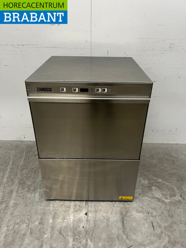 Lave-vaisselle Zanussi NUC3 en acier inoxydable 400V Restauration