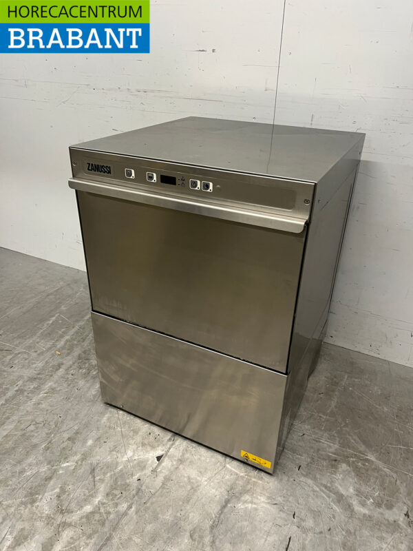 Lave-vaisselle Zanussi NUC3 en acier inoxydable 400V Restauration – Image 4