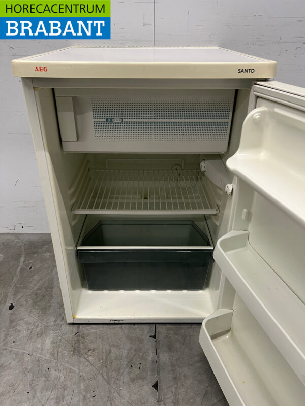 AEG Réfrigérateur de table avec congélateur 146 litres 230V Horeca – Image 4