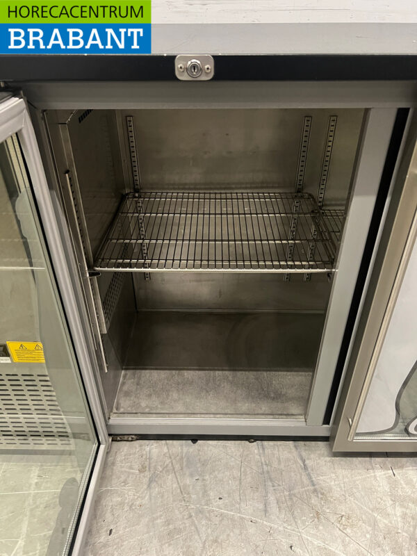 Acier inoxydable Efficold Bar Cooler 3 portes battantes 201.5 cm 230V Horeca – Image 4