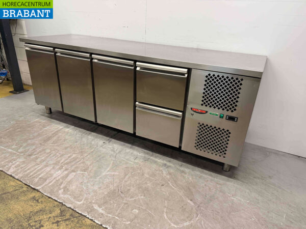 Acier inoxydable Tecnodom Établi réfrigéré 3 portes et 2 tiroirs 232,5 cm 230V Horeca – Image 2