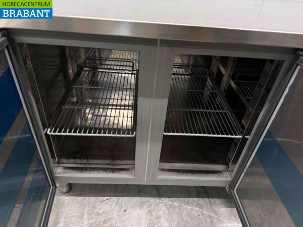 Acier inoxydable Tecnodom Établi réfrigéré 3 portes et 2 tiroirs 232,5 cm 230V Horeca – Image 5