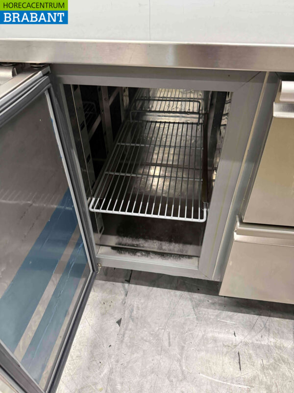 Acier inoxydable Tecnodom Établi réfrigéré 3 portes et 2 tiroirs 232,5 cm 230V Horeca – Image 6