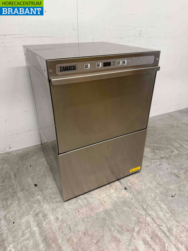 Lave-vaisselle Zanussi NUC3 en acier inoxydable avec pompe de vidange 230V Restauration – Image 3