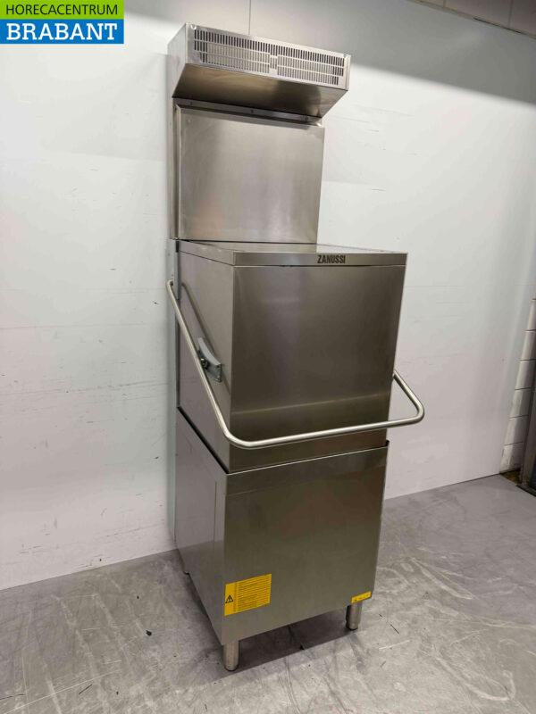Acier inoxydable Zanussi ZHT8IELG Lave-vaisselle à passage Récupération de chaleur 400V Horeca – Image 2