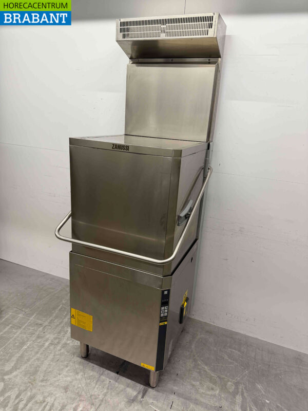 Acier inoxydable Zanussi ZHT8IELG Lave-vaisselle à passage Récupération de chaleur 400V Horeca – Image 3