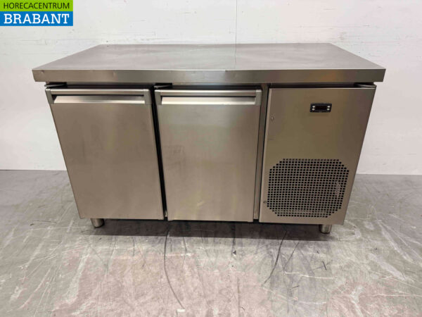 Établi réfrigéré en acier inoxydable 2 portes 133 cm 230V Horeca