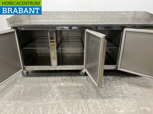 Établi à pizza Saro en acier inoxydable Table à pizza 3 portes 202 cm 230V Horeca (kopie) – Image 4