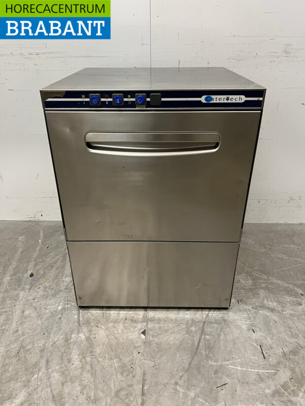 Lave-vaisselle Zanussi NUC3 en acier inoxydable 400V Restauration (kopie)
