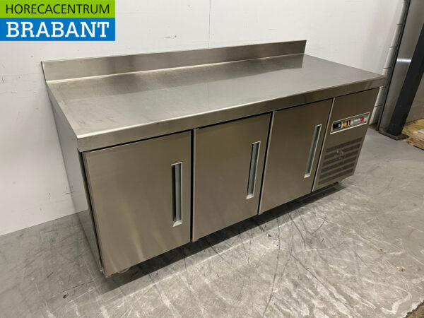 Établi réfrigéré mobile Fagor en acier inoxydable 3 portes 180 cm 230V Horeca – Image 3