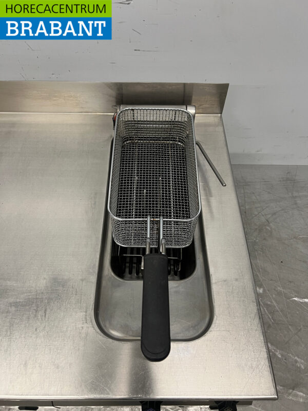 Acier inoxydable MKN Ligne de cuisson Cuisinière électrique avec plaque et friteuse 170 cm 400V Horeca – Image 6