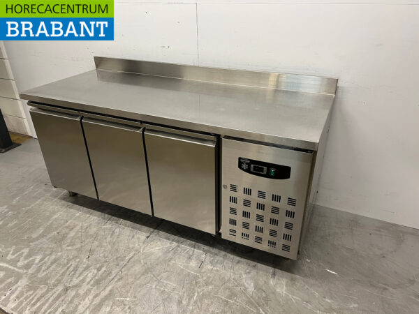 Combisteel en acier inoxydable Établi réfrigéré 3 portes 179,5 cm 230V Horeca – Image 2