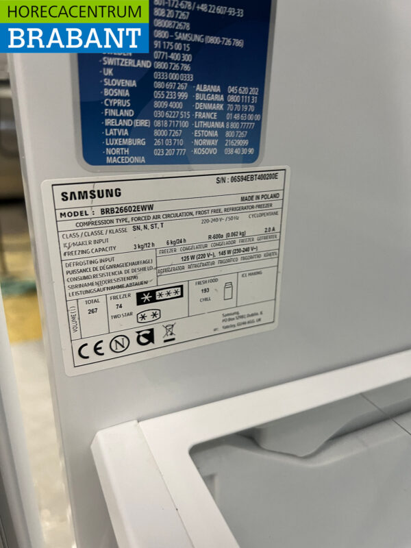 Samsung Réfrigérateur-congélateur encastrable 267 litres 230V – Image 5