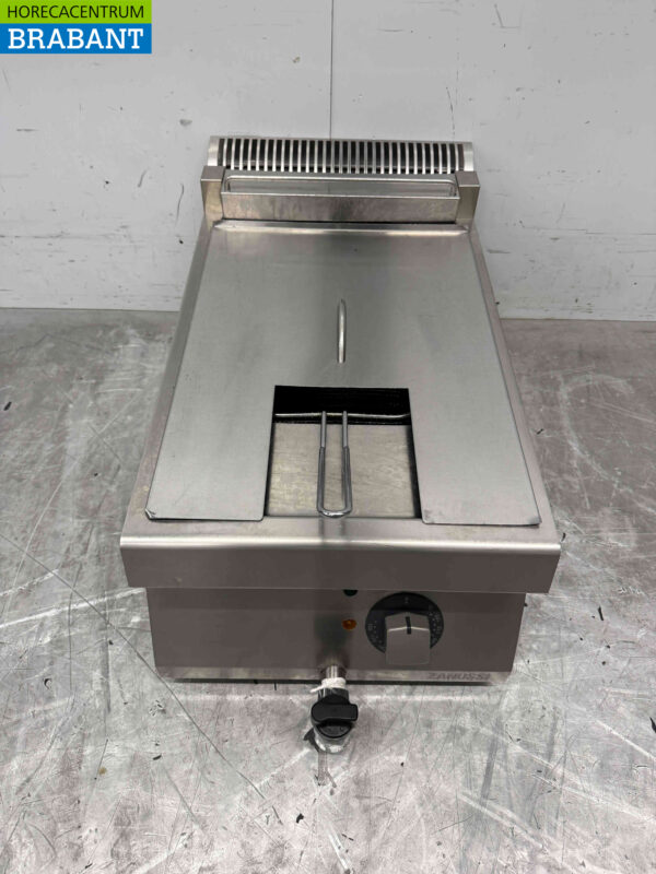 Friteuse à encastrer Zanussi en acier inoxydable 12 litres 400V Horeca – Image 2