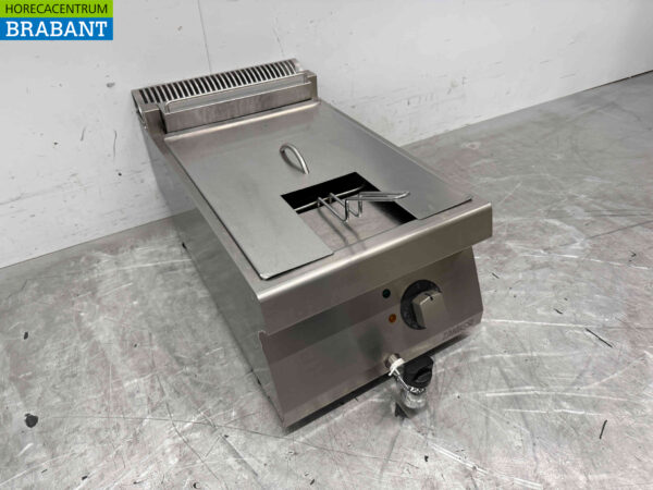 Friteuse à encastrer Zanussi en acier inoxydable 12 litres 400V Horeca – Image 3