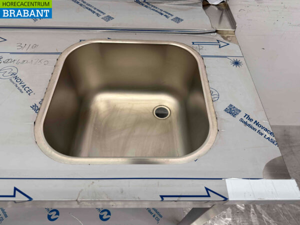 Table d'alimentation en acier inoxydable pour lave-vaisselle à passage 120 cm Horeca – Image 4