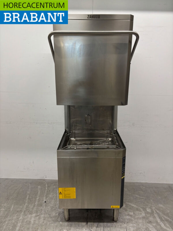Lave-vaisselle coulissant Zanussi ZHT8 en acier inoxydable 400V Restauration – Image 4