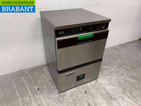 Lave-vaisselle Zanussi 520 en acier inoxydable Chargement frontal 230V Restauration – Image 2