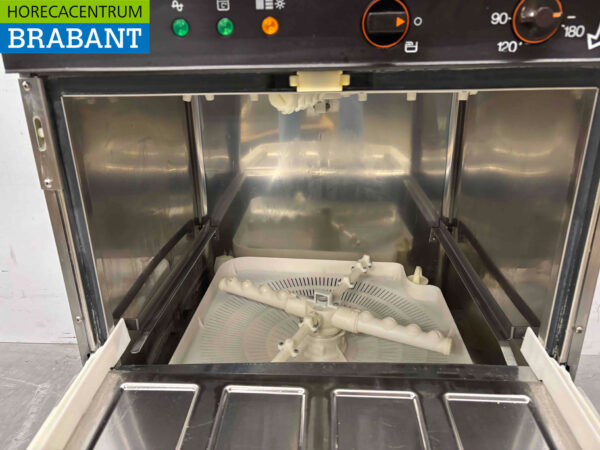 Lave-vaisselle Zanussi 520 en acier inoxydable Chargement frontal 230V Restauration – Image 5