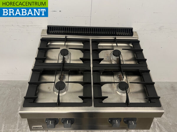 Acier inoxydable Zanussi Cuisinière 4 feux Gaz naturel Horeca – Image 4