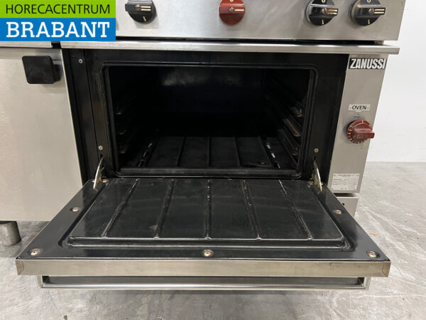 Cuisinière Zanussi en acier inoxydable à 6 feux avec four et armoire chauffante GAS Horeca – Image 5