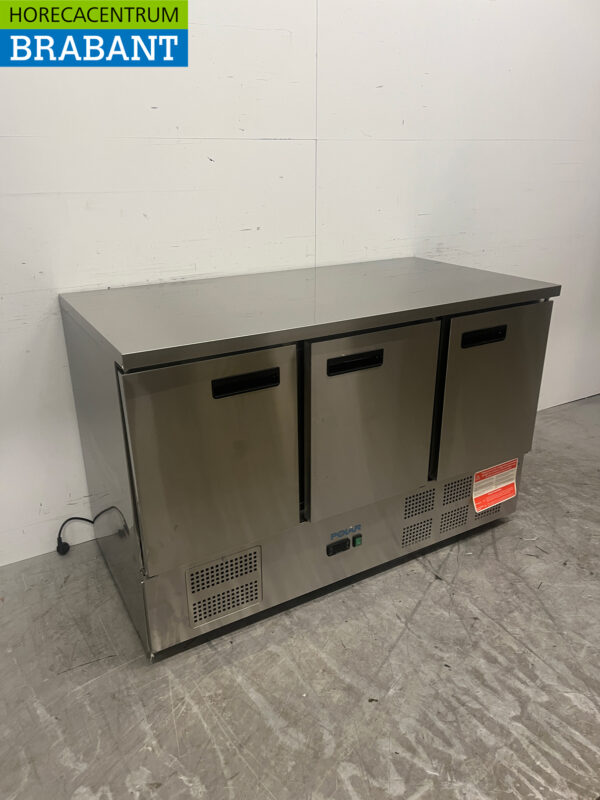 Établi réfrigéré Polar G622 en acier inoxydable 3 portes 137 cm 230V Horeca – Image 3