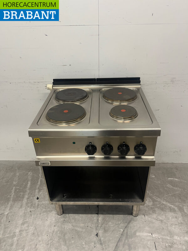 Cuisinière électrique Zanussi 4 feux en acier inoxydable 400V Restauration