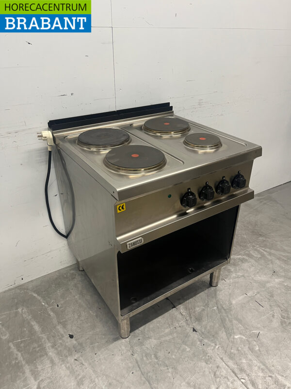 Cuisinière électrique Zanussi 4 feux en acier inoxydable 400V Restauration – Image 3