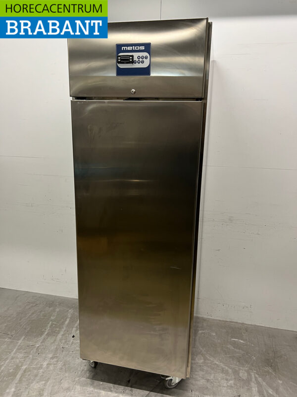 Réfrigérateur Metos en acier inoxydable 700 litres 230V Horeca – Image 3