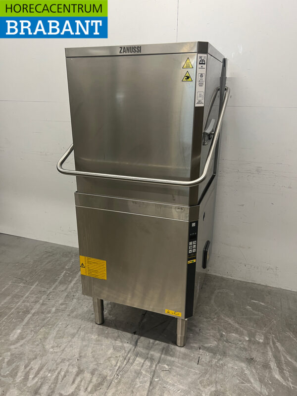 Lave-vaisselle encastrable Zanussi en acier inoxydable avec pompe de vidange 400V Horeca – Image 2