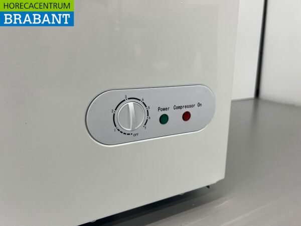 HCB Freezer Congélateur de magasin avec couvercles coulissants en verre 197 litres 230V Horeca – Image 7