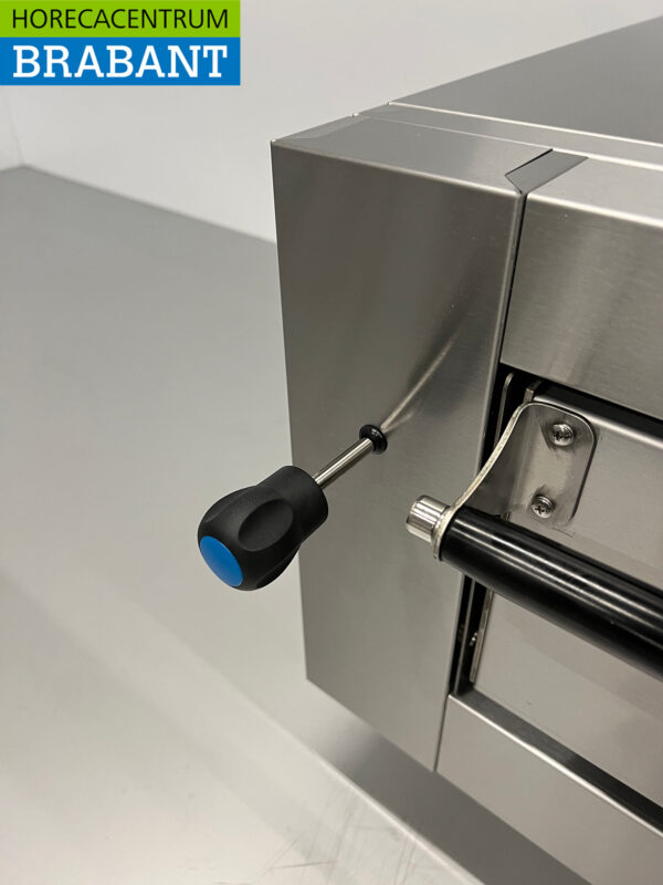 Four tunnel Moretti TT96E en acier inoxydable Four à bande Four à pizza à convoyeur 400V Bj. 2022 Catering (kopie) – Image 6