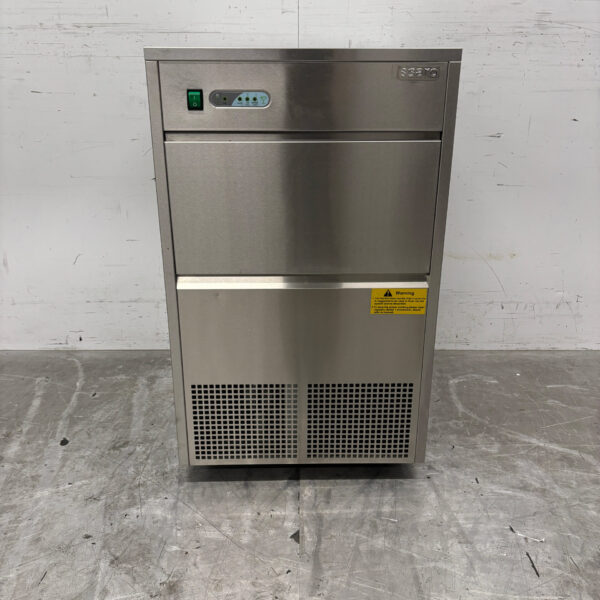 Machine à glaçons Saro EB 40 en acier inoxydable Machine à glaçons 40 kg p/d 230V Horeca