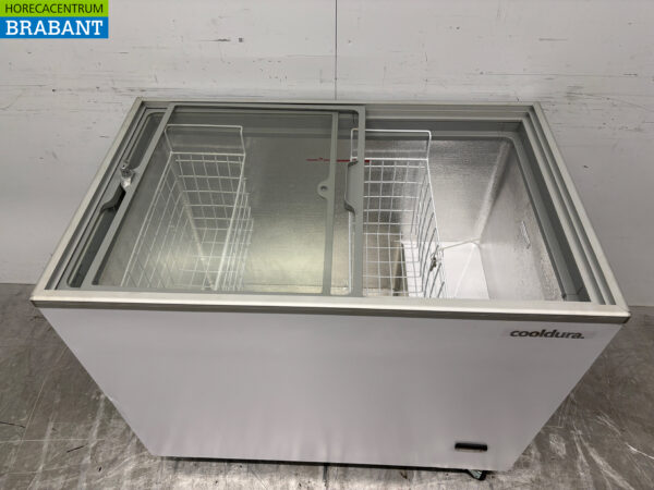 Cooldura Congélateur avec couvercles coulissants en verre 314 litres 230V Horeca – Image 4