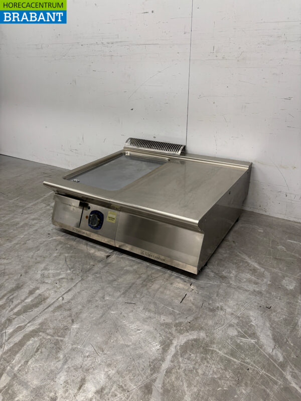Plaque de cuisson lisse en acier inoxydable Electrolux avec unité de travail 80 cm 400V Horeca – Image 2