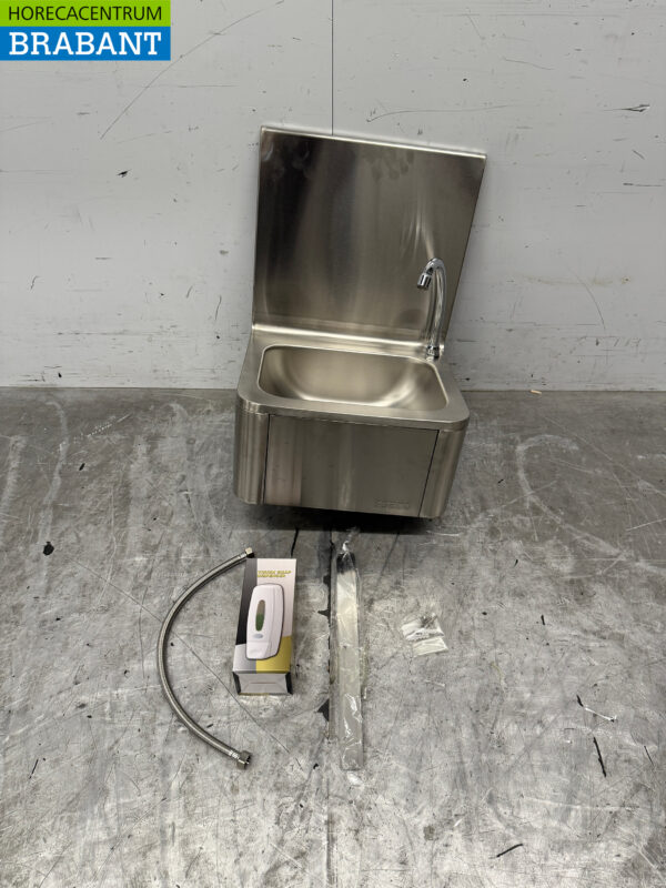 Evier Saro en acier inoxydable avec tablette à genoux et distributeur de savon Restauration