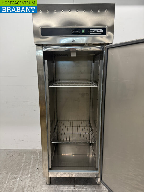 Maxxfrost en acier inoxydable Congélateur à une porte 650 litres 230V Horeca – Image 4