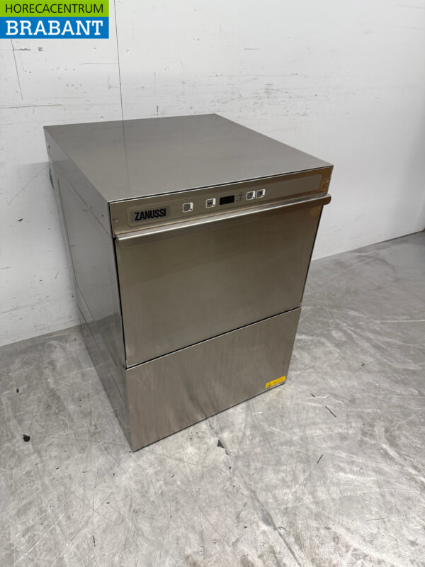 Lave-vaisselle Zanussi en acier inoxydable 400V Restauration – Image 3