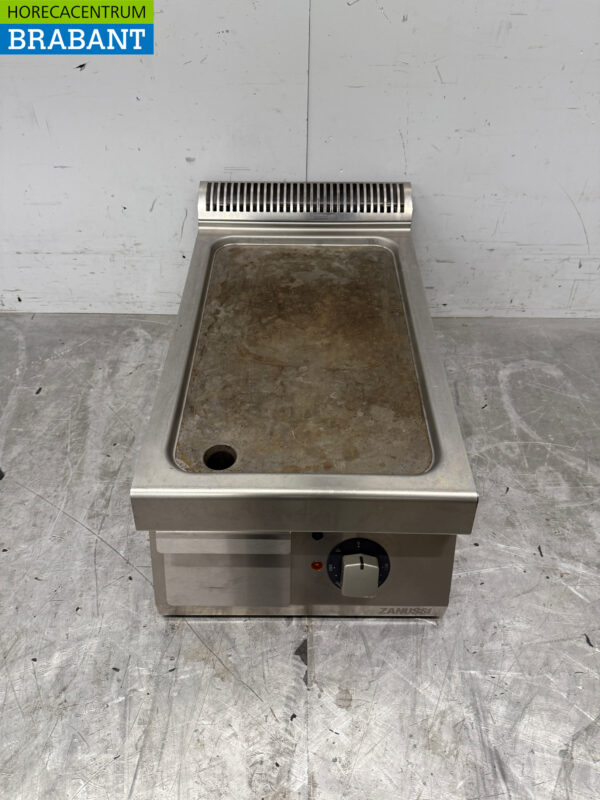 Plaque de cuisson lisse en acier inoxydable Zanussi 400V Horeca