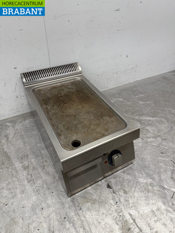 Plaque de cuisson lisse en acier inoxydable Zanussi 400V Horeca – Image 3