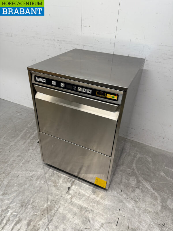 Lave-vaisselle Zanussi en acier inoxydable avec pompe de vidange 230V Horeca – Image 2