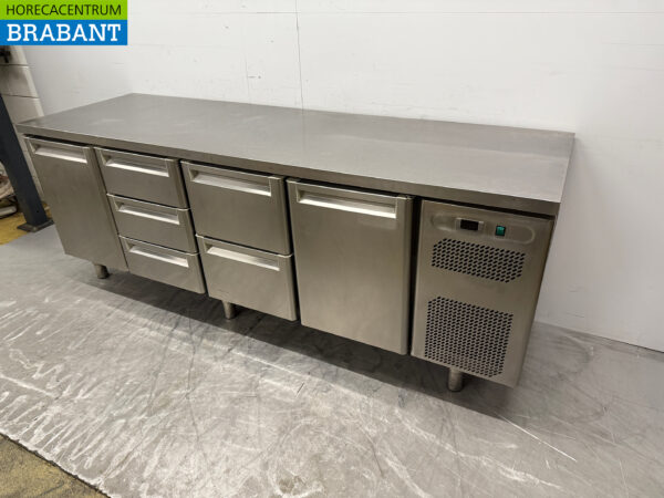 Etabli réfrigéré Afinox en acier inoxydable 5 tiroirs et 2 portes 230 cm 230V Horeca – Image 2