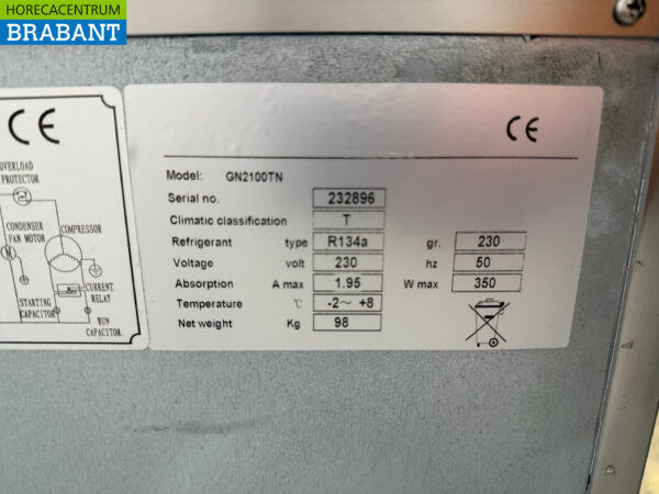 Établi réfrigéré Maxxfrost en acier inoxydable 2 portes 136 cm 230V Horeca – Image 5