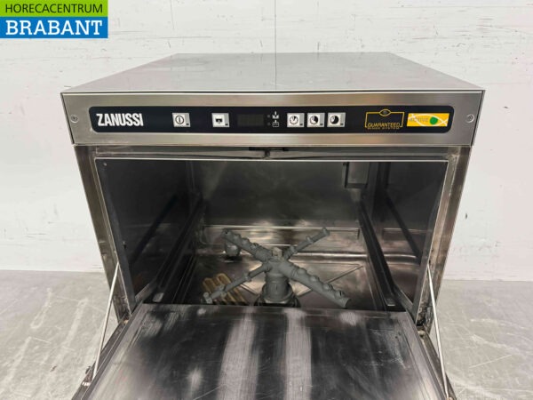 Lave-vaisselle Zanussi en acier inoxydable 230V Horeca – Image 4