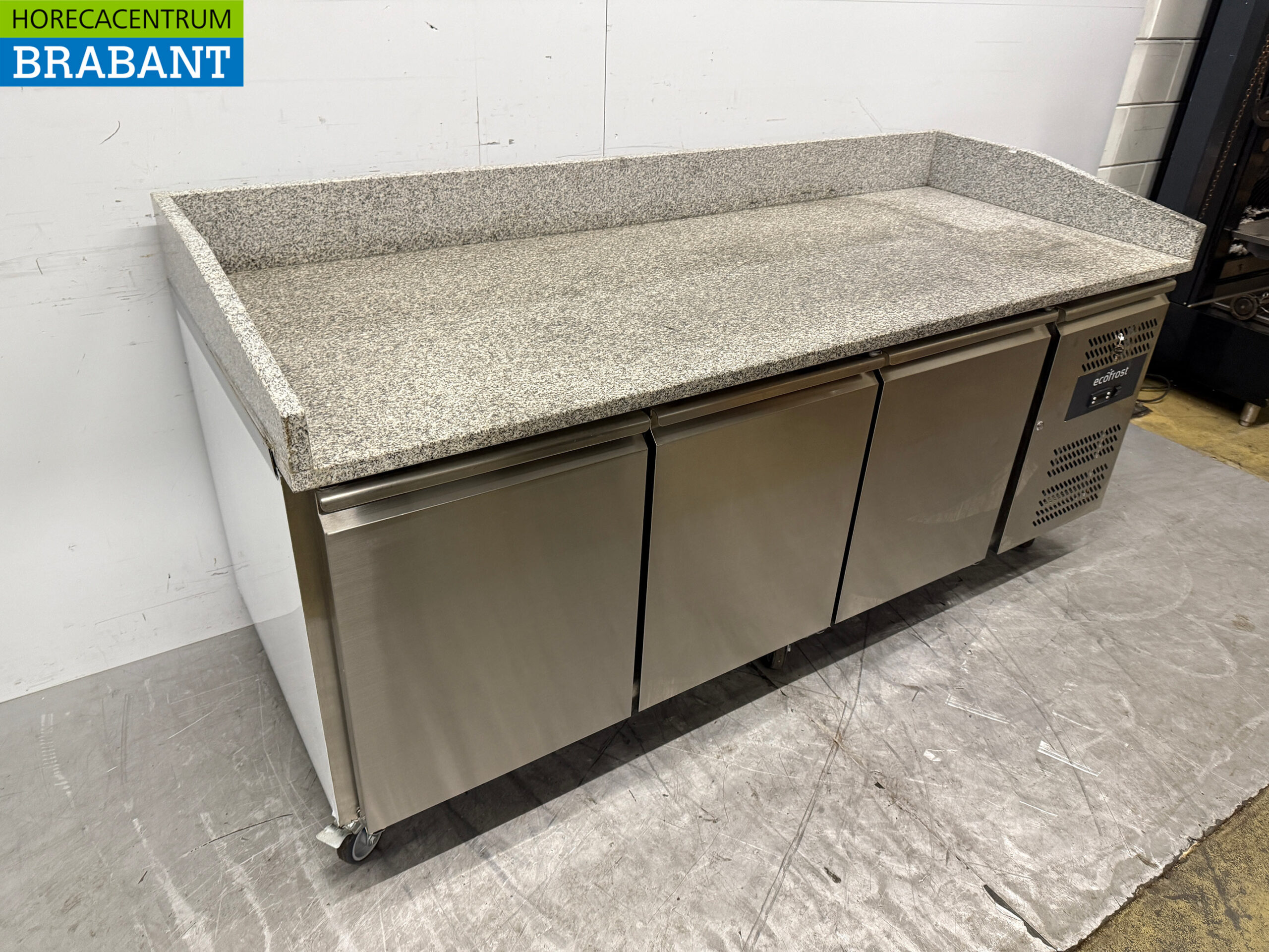 Réfrigérateur Ecofrost en acier inoxydable 3 portes 202,5 cm 230V Horeca – Image 3