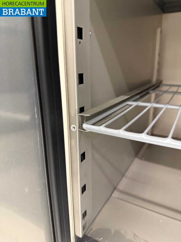 Établi réfrigéré en acier inoxydable 2 portes 90 cm 230V Horeca – Image 5