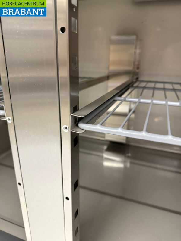 Établi réfrigéré en acier inoxydable 2 portes 136 cm 230V Horeca – Image 5