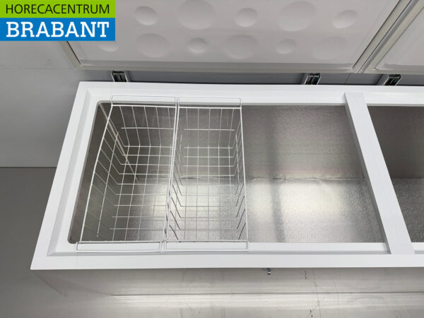 HCB Freezer Congélateur coffre avec double couvercle rabattable 755 litres 230V Horeca – Image 5