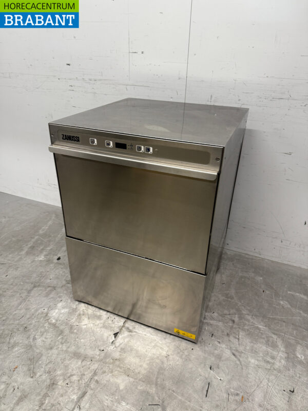 Lave-vaisselle Zanussi NUC3 en acier inoxydable 400V Restauration – Image 2