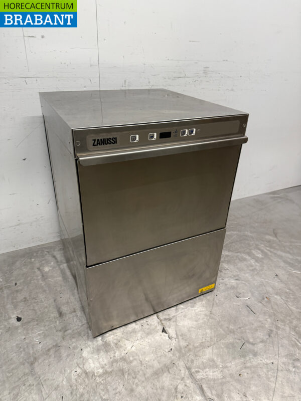 Lave-vaisselle Zanussi NUC3 en acier inoxydable 400V Restauration – Image 3